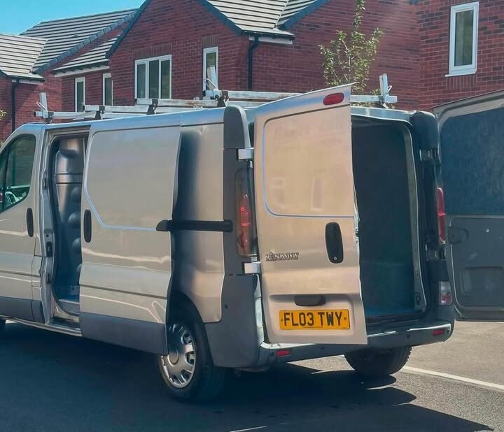 2003 Renault Trafic Li29 LWB 1.9 dCi UK